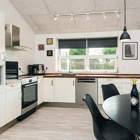 بيت للعطل 4 Star In Børkop