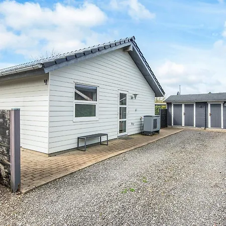 4 Star In Børkop